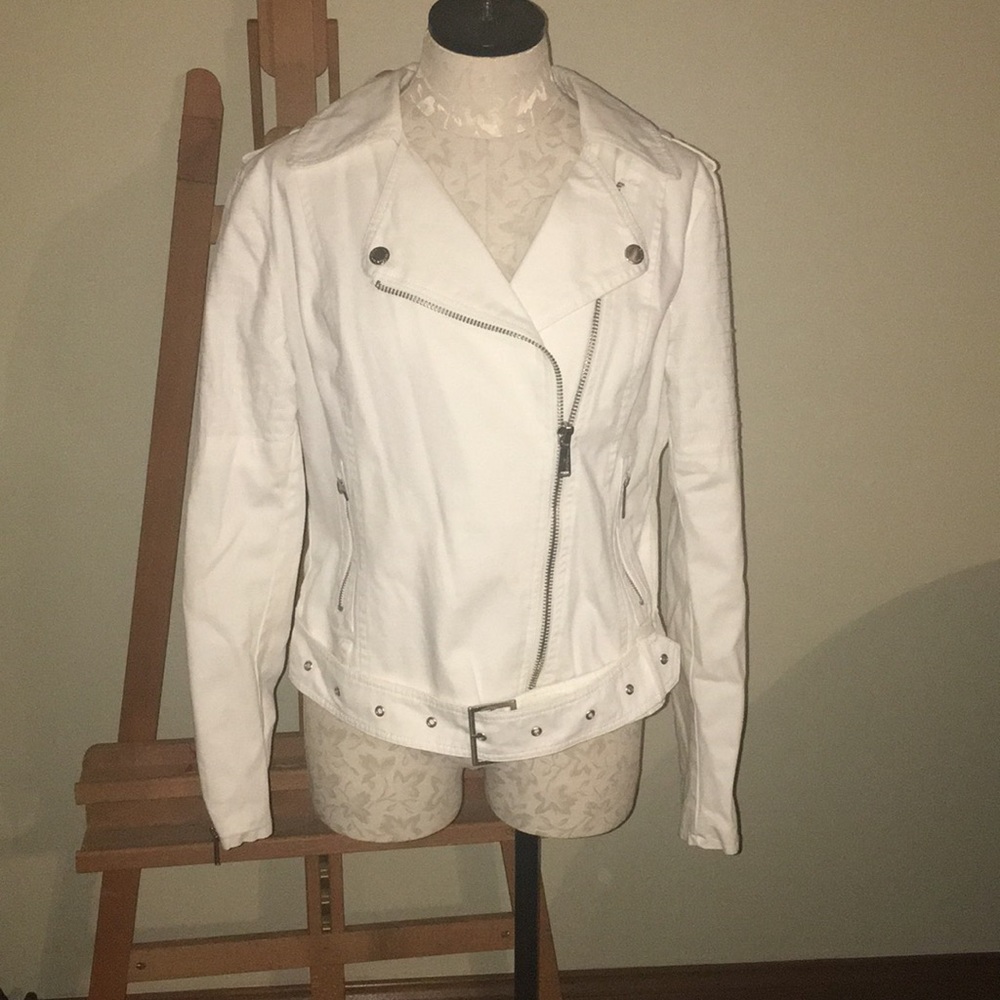 BCBG Generation fitted jacket.